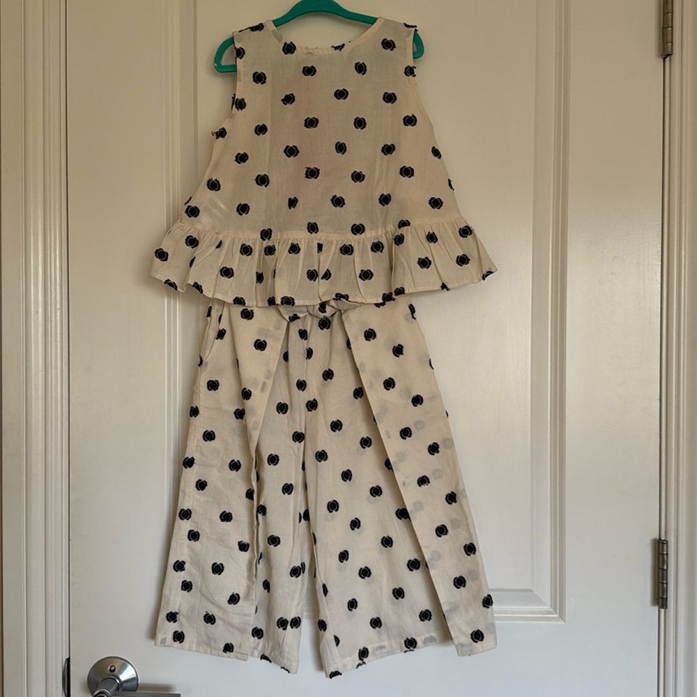 Mayoral | Size 6 | black polka dot | wide leg pants and sleeveless top set